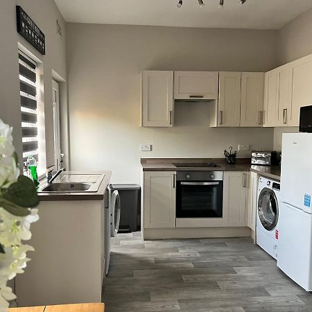 Kim Family Holiday Get-Away 4 Bedrooms 2 Baths Blackpool Exterior foto